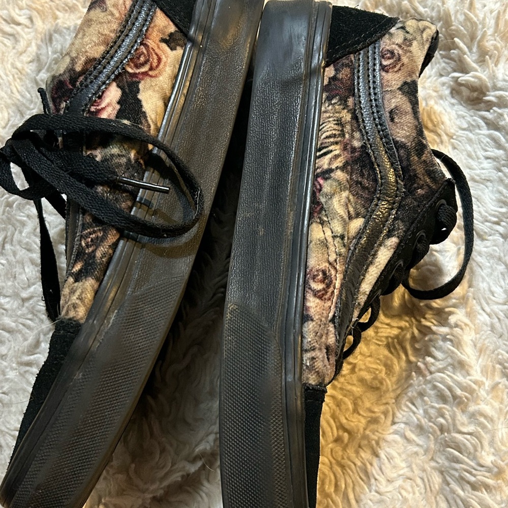 Old School Floral Print Vans
